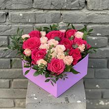 Цветочная композиция из Розы в коробке #REPLACE_PRED# Вытегре