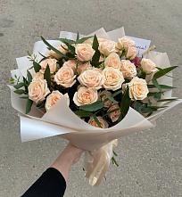 Букет Кремовые розы Латте в Вытегре